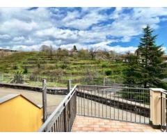 Villino con giardino panoramico a Sant'Alfio