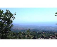 Villino a Presa da restaurare con 25500 mq di giardino con bel panorama