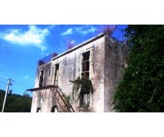 Rustico a Monacella da restaurare con terreno annesso