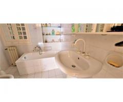 Bella singola centrale con bei terrazzi a livello