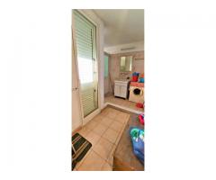 Bella singola centrale con bei terrazzi a livello