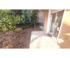 Delizioso appartamento con Giardino in ottime condizioni in piccolo residence