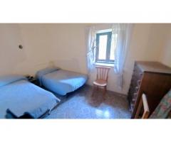 Bel casolare a piano terra con giardino e gran vista sul mare e Taormina