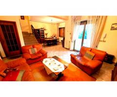 Bel villino con tanto spazio e molto giardino