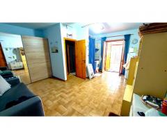 Bel monovano a piano terra vicino al mare di Fondachello con terrazzo e garage