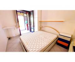 Bel piano terra a fondachello di Mascali con ampia corte e giardinetto