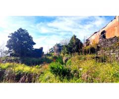 Rustico con mille mq di giardino da restaurare totalmente