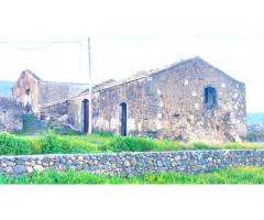 Antico casolare  con maxi panorama con 12000 mq di uliveto