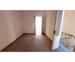 Riposto corso Italia prestigioso primo piano a uso studio professionale