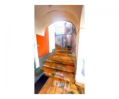 Bel rustico siciliano con molto terreno e gran panorama