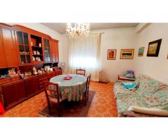 Appartamento centrale con garage anche per studio professionale