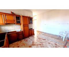 Appartamento con sottotetto e garage in posizione centralissima