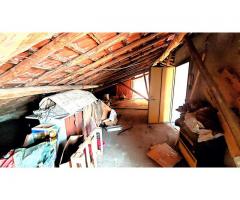 Appartamento con sottotetto e garage in posizione centralissima