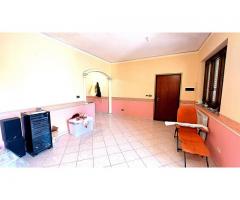 Appartamento in micro condominio con grande garage di 40 mq