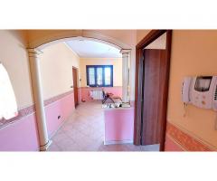 Appartamento in micro condominio con grande garage di 40 mq