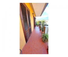 Appartamento in micro condominio con grande garage di 40 mq