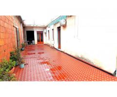 Terratetto pluriuso con grande bottega a piano terra di 300 mq