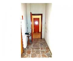 Terratetto pluriuso con grande bottega a piano terra di 300 mq