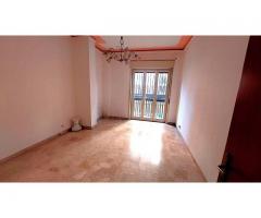 Appartamento a piano rialzato con terrazzino