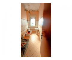 Appartamento a piano rialzato con terrazzino