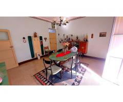 Centrale appartamento triplo esposto pressi corso italia